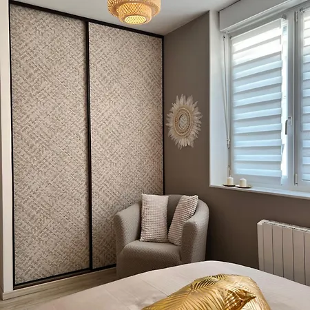 - Nouveau - Bienvenue A Azelma - Cozy Et Proche De Naval Group アパート