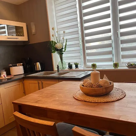 - Nouveau - Bienvenue A Azelma - Cozy Et Proche De Naval Group Apartment