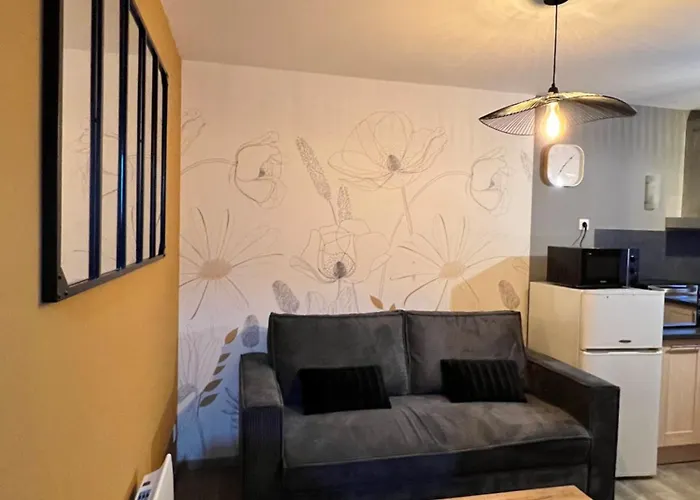 Apartment - Nouveau - Bienvenue A Azelma - Cozy Et Proche De Naval Group *