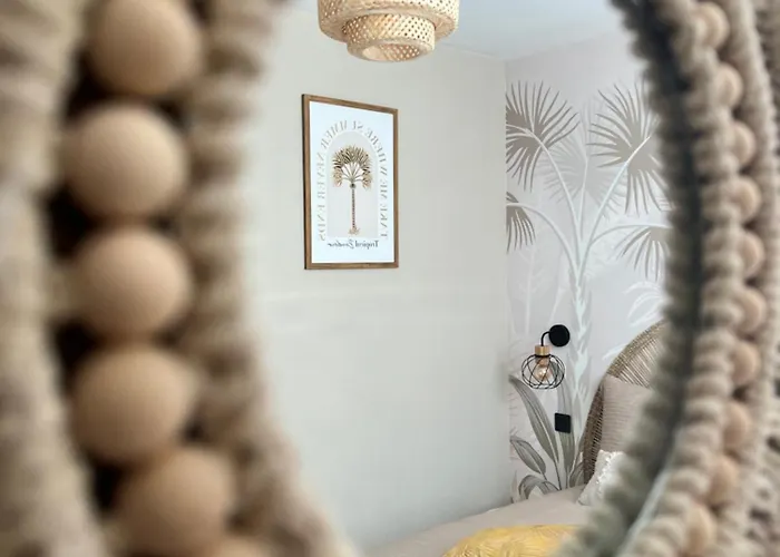 Apartment - Nouveau - Bienvenue A Azelma - Cozy Et Proche De Naval Group *